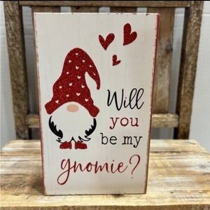 Valentine Gnome Wood Decor Sign